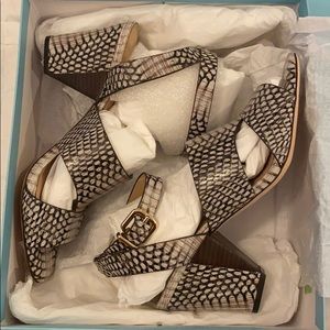 Antonio Melani Shoes NEW